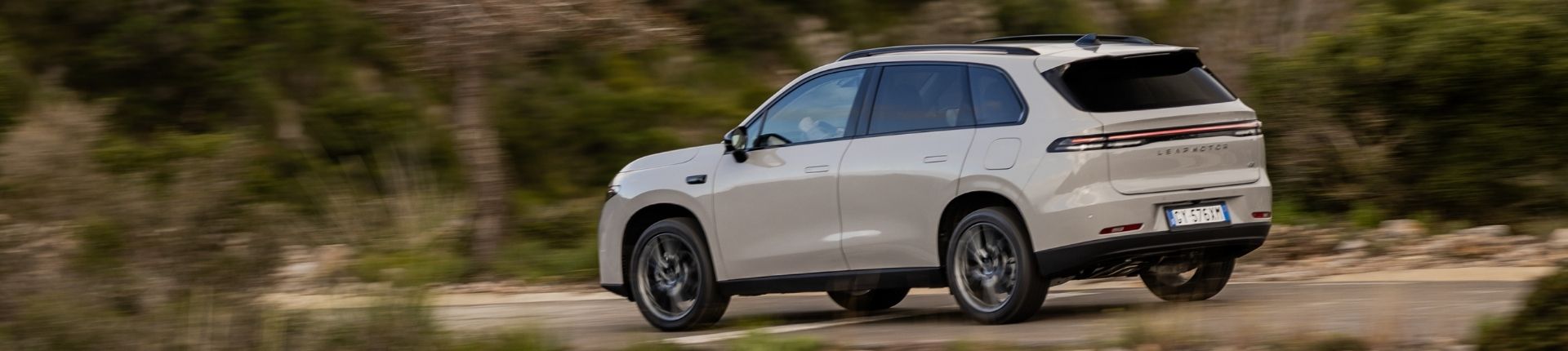 suv hybride familial polyvalent c10 reev grande autonomie recharge rapide leapmotor valence drome ardeche rhone alpes 17