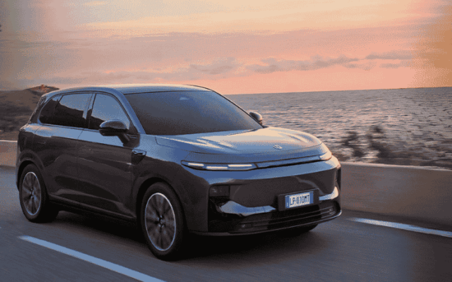 Acheter une voiture électrique pour les particuliers à Valence : Le guide spécial vacances